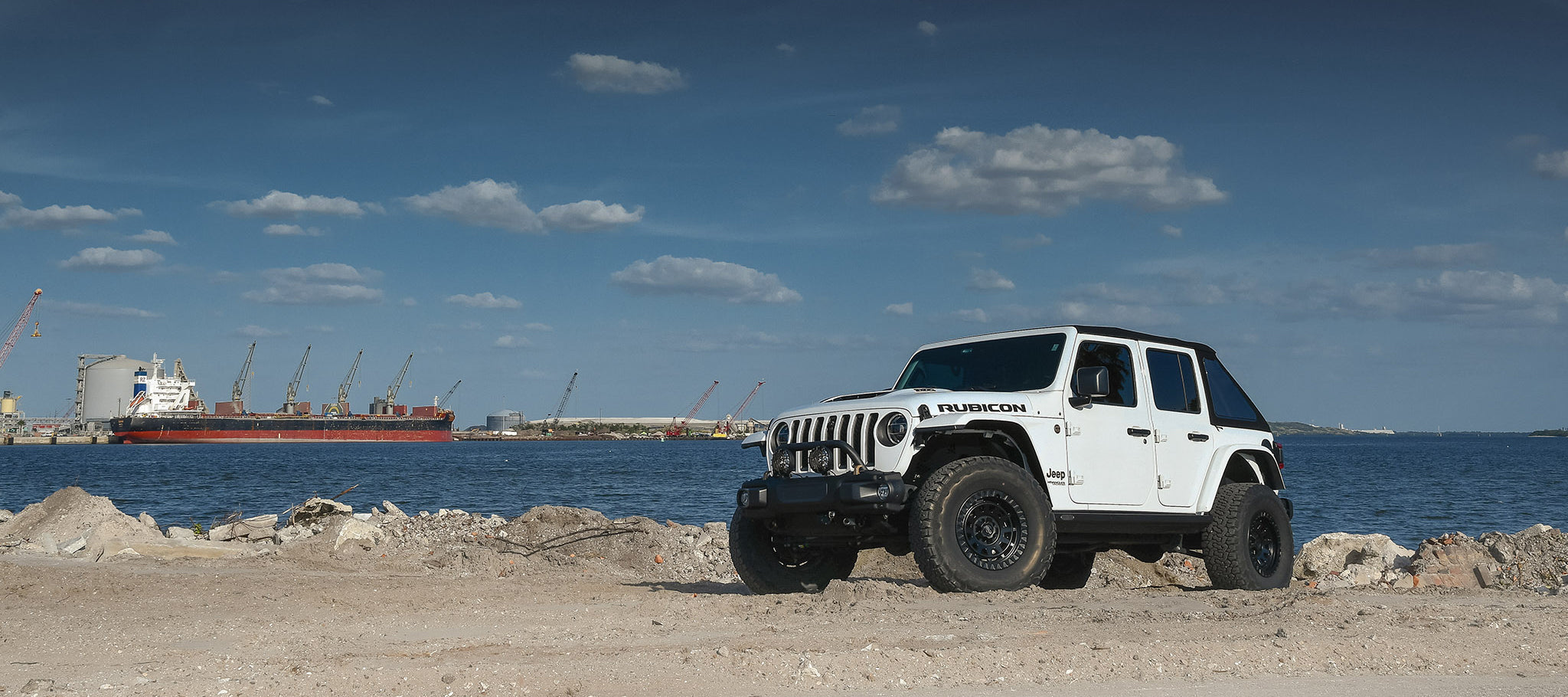 AMBASSADOR SPOTLIGHT: Dimitri's Jeep Wrangler Rubicon 392