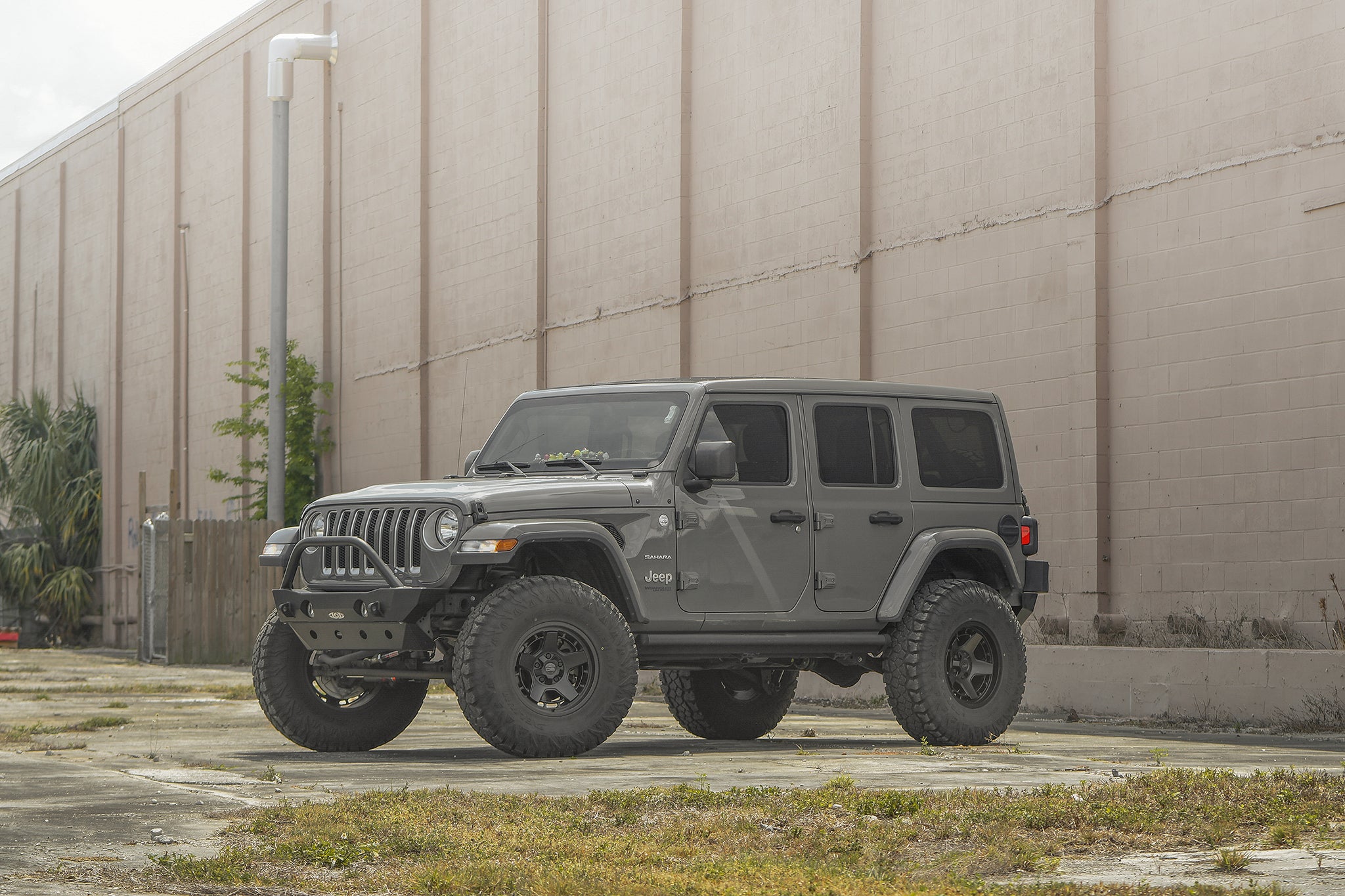 Overland Sector Atlas 17x9 -12 5x114.3/5x127mm 71.5mm Satin Black