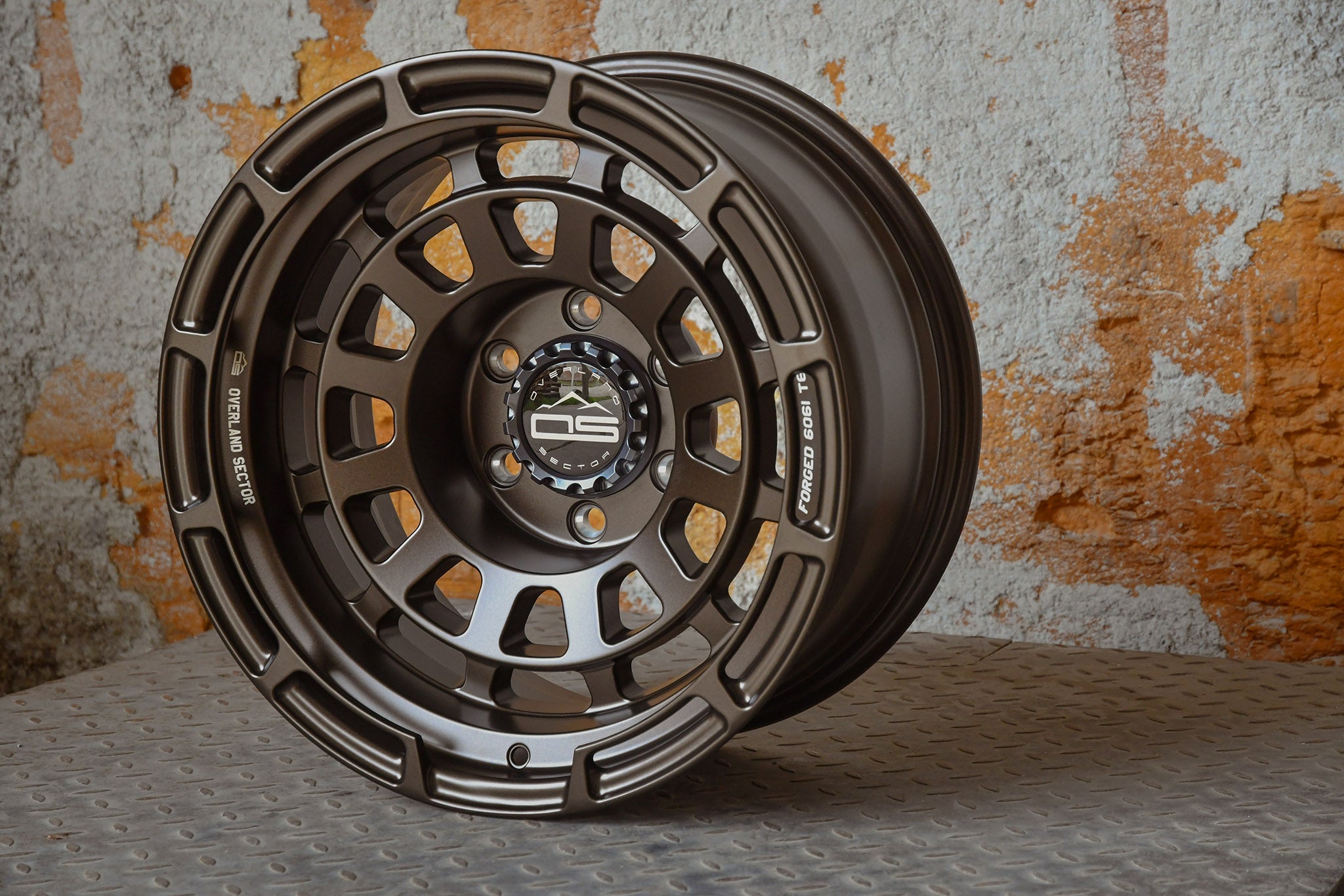 overland sector badlander satin mocha bronze