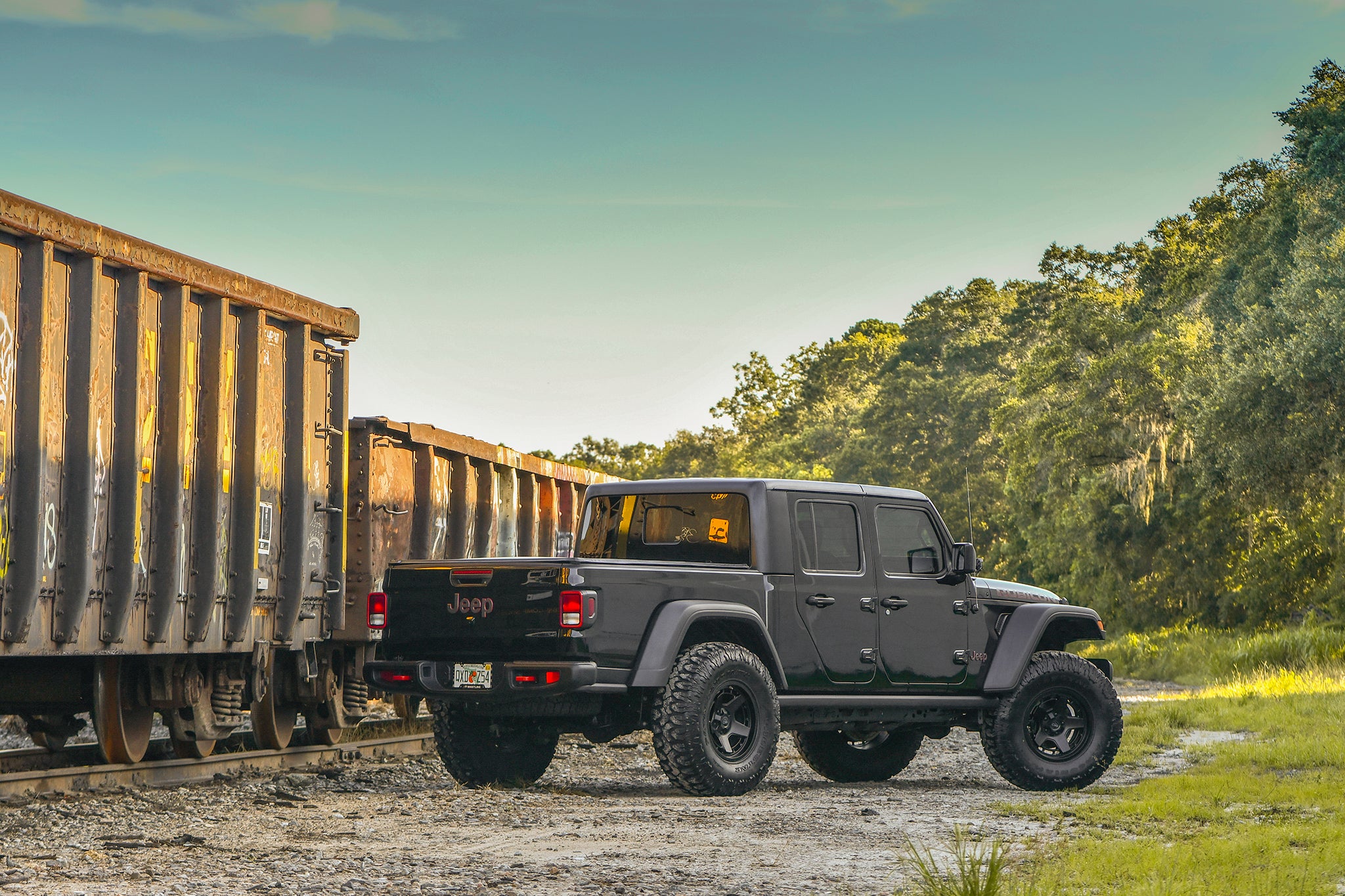 overland sector wheels jeep gladiator rubicon on 17x9 satin black atlas wheels train yard