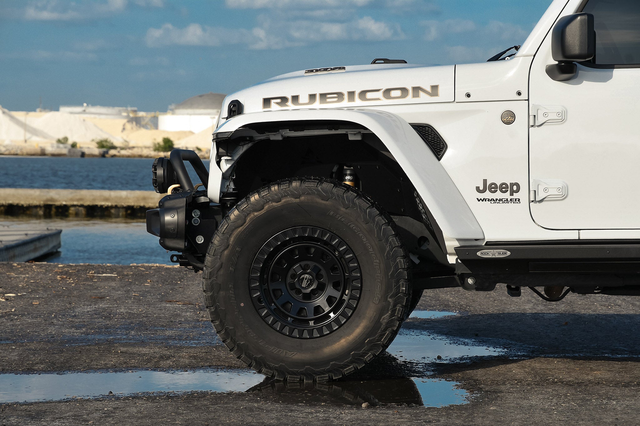 Overland Sector Venture 17x9 -12 6x135/6x139.7mm 106.2mm Satin Black