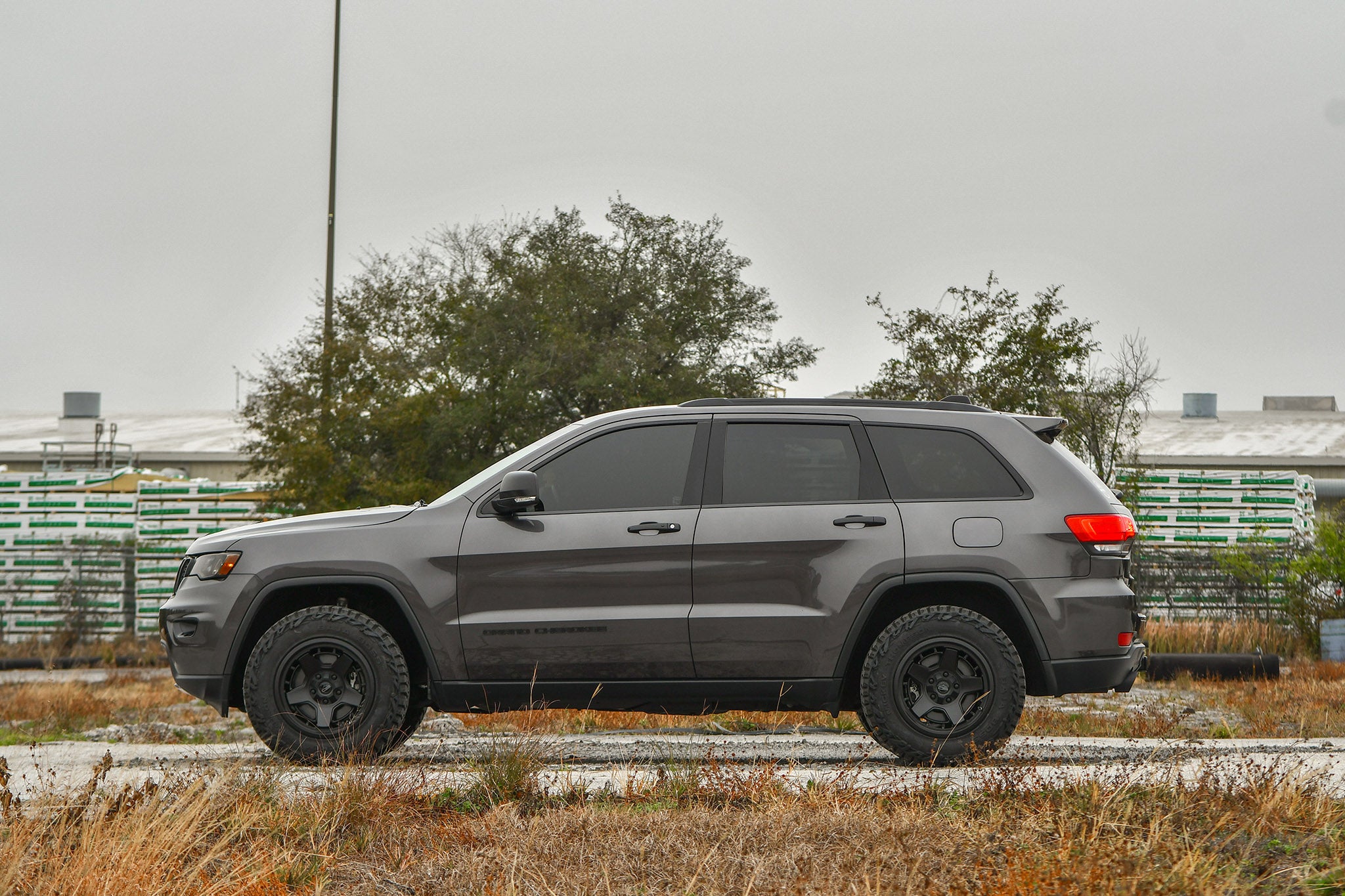 Overland Sector Atlas 17x9 +0 5x120/5x127mm 73.1mm Satin Black