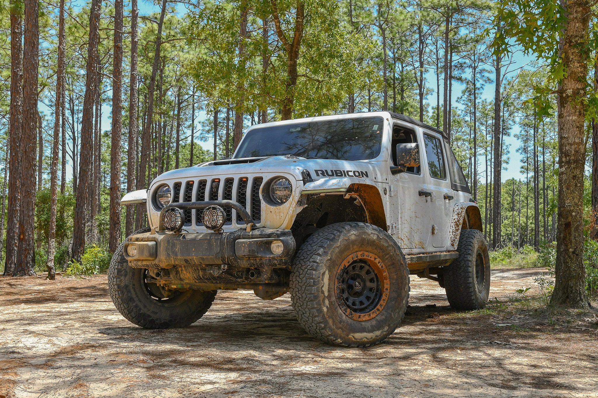 Overland Sector Venture 17x9 -12 6x135/6x139.7mm 106.2mm Satin Black