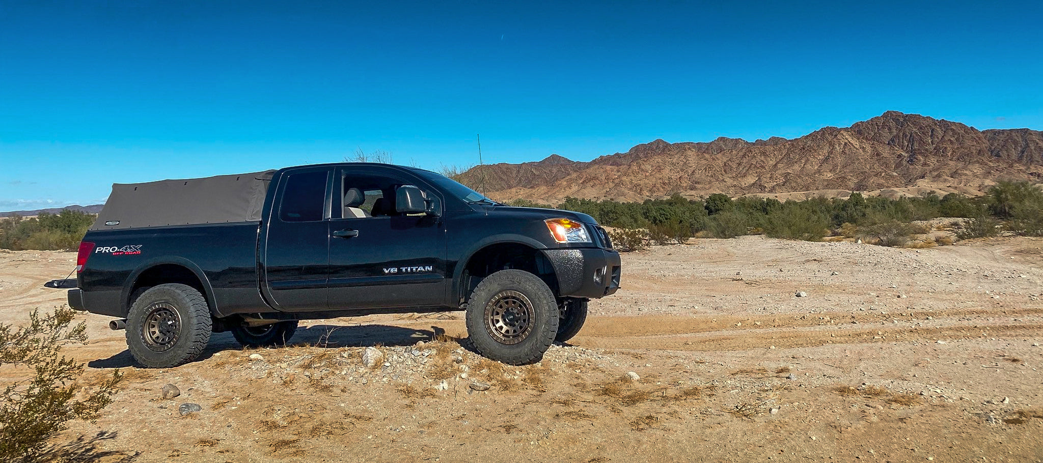 overland sector wheels rig gallery joey titan pro 4x on 17x9 satin bronze venture wheels
