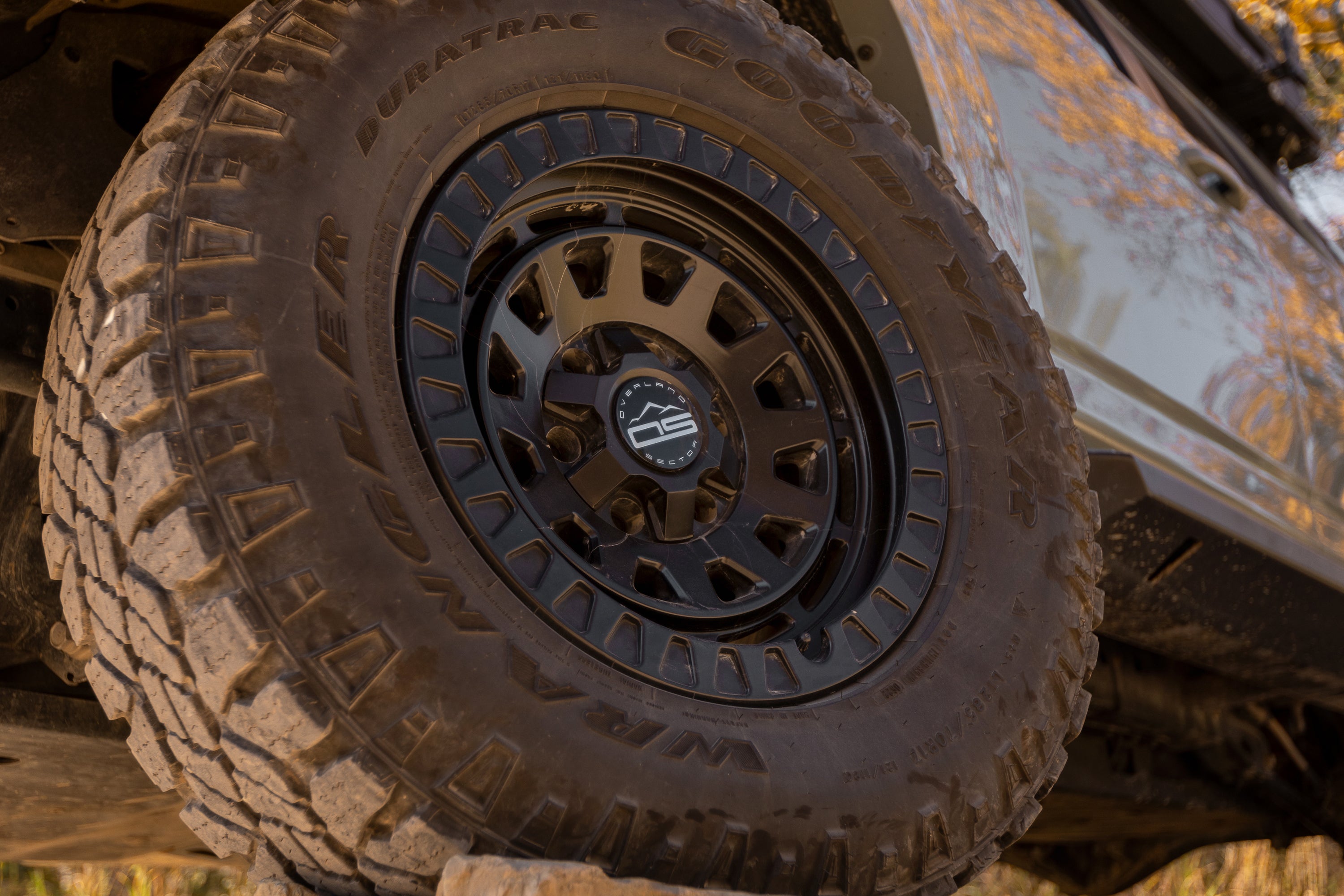 overland sector venture black offroad overland wheel 17 inch