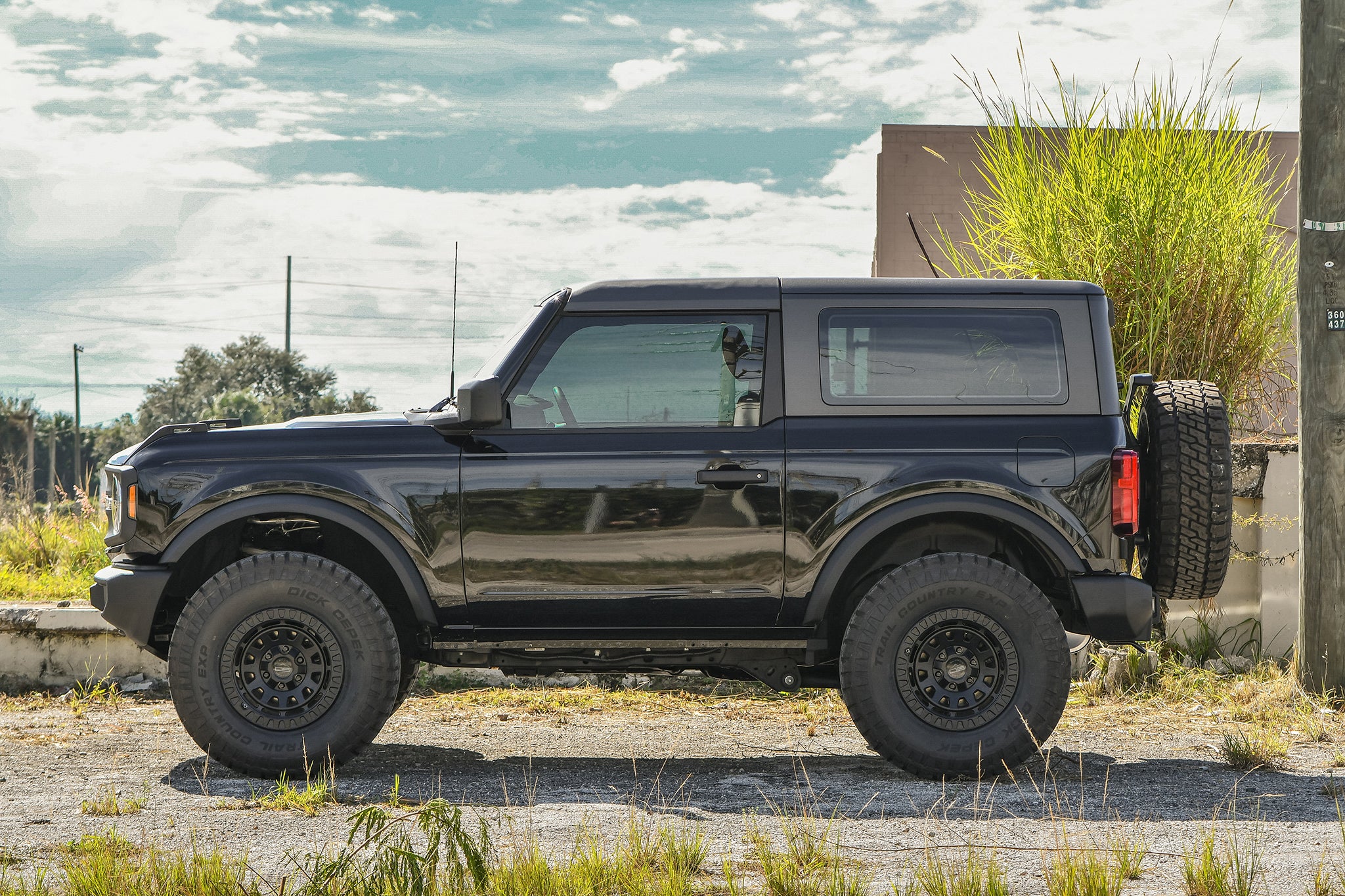 overland sector wheels rig gallery bronkowski ford bronco base 2 door on 17x9 satin black venture wheels 2 inch lift 35 inch tires and more