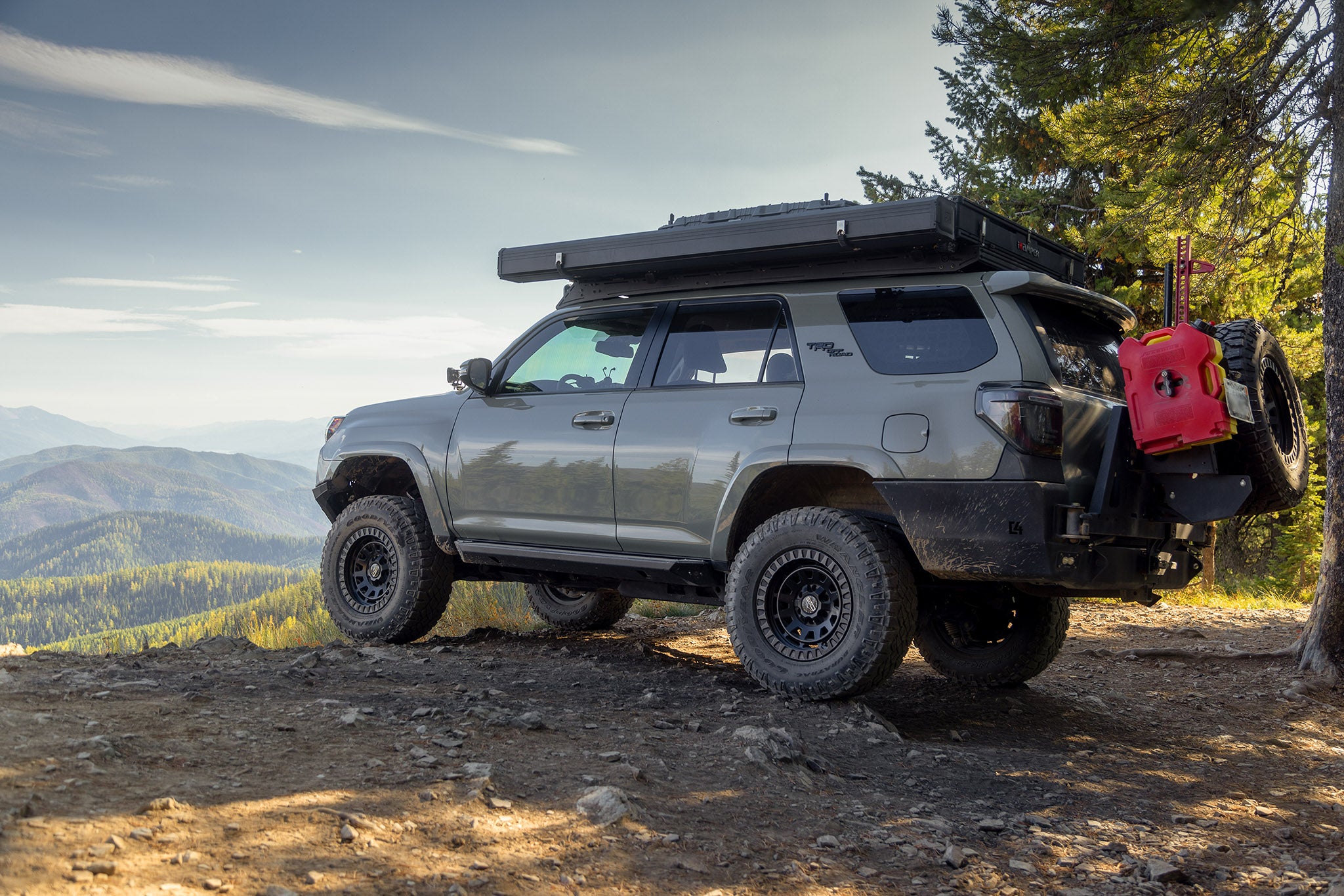 Overland Sector Venture 17x9 -12 6x135/6x139.7mm 106.2mm Satin Black