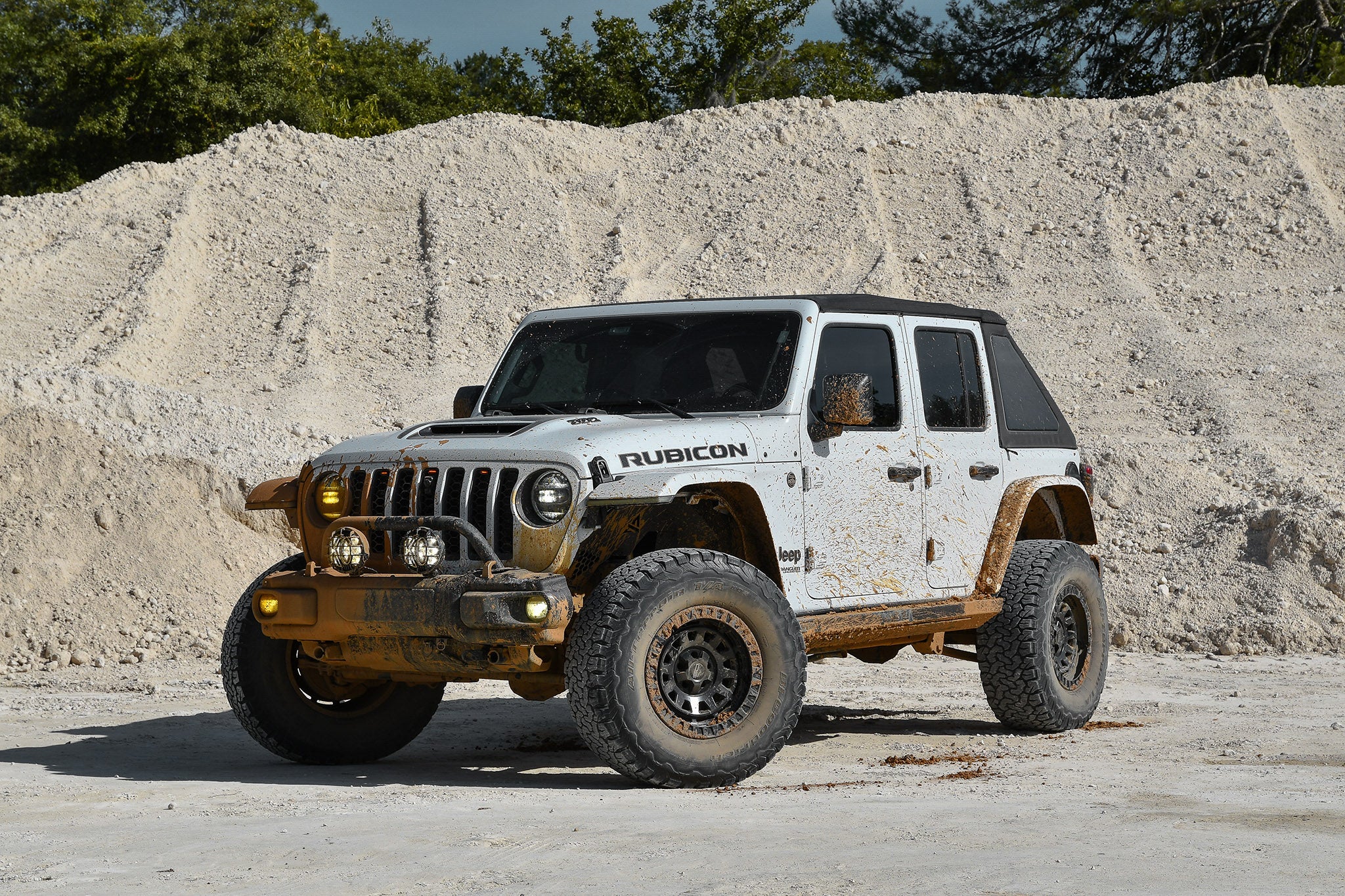 Overland Sector Venture 17x9 -12 6x135/6x139.7mm 106.2mm Satin Black