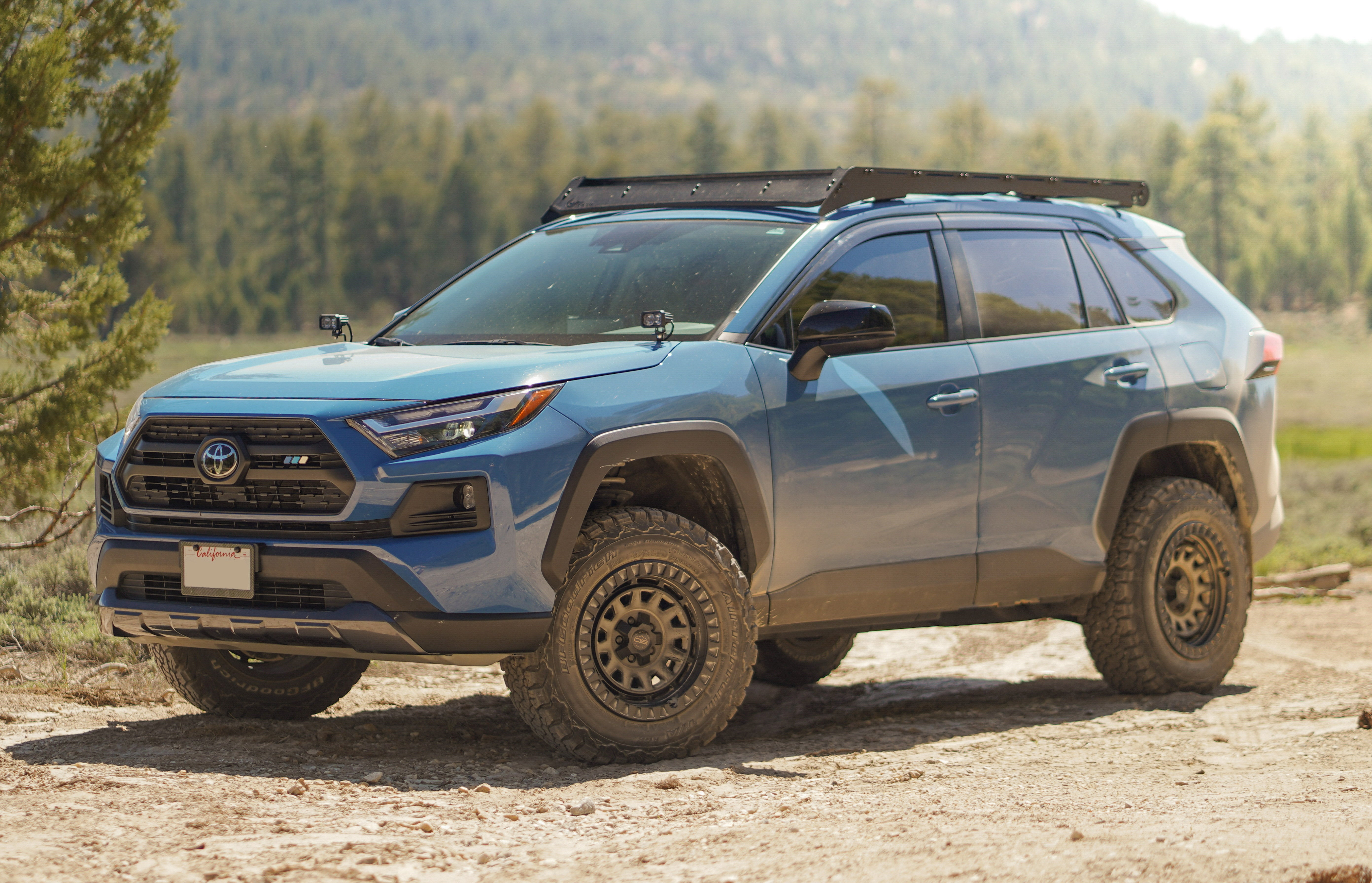 overland sector wheels toyota rav4 trd on 17x9 satin black venture wheels on dirt trail