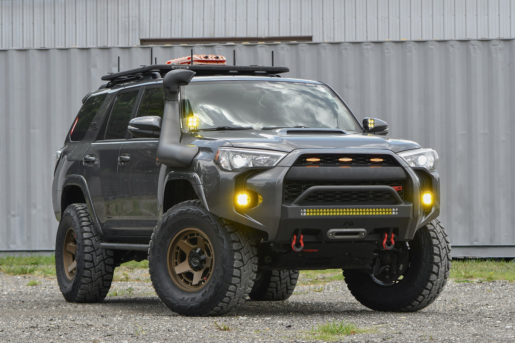 Overland Sector Atlas 17x9 +0 5x120/5x127mm 73.1mm Satin Textured Bronze